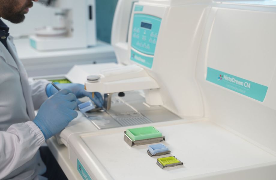 compatible with any cassette type