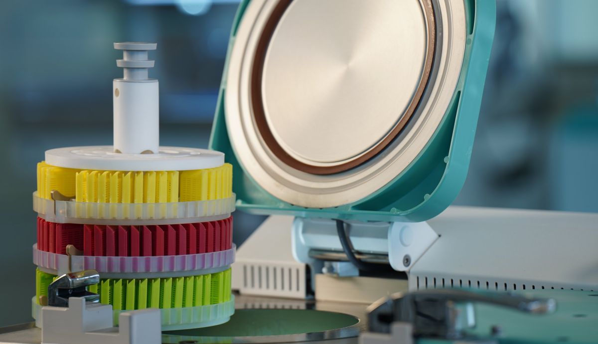 Design Features That Minimize Tissue Processor Downtime cover
