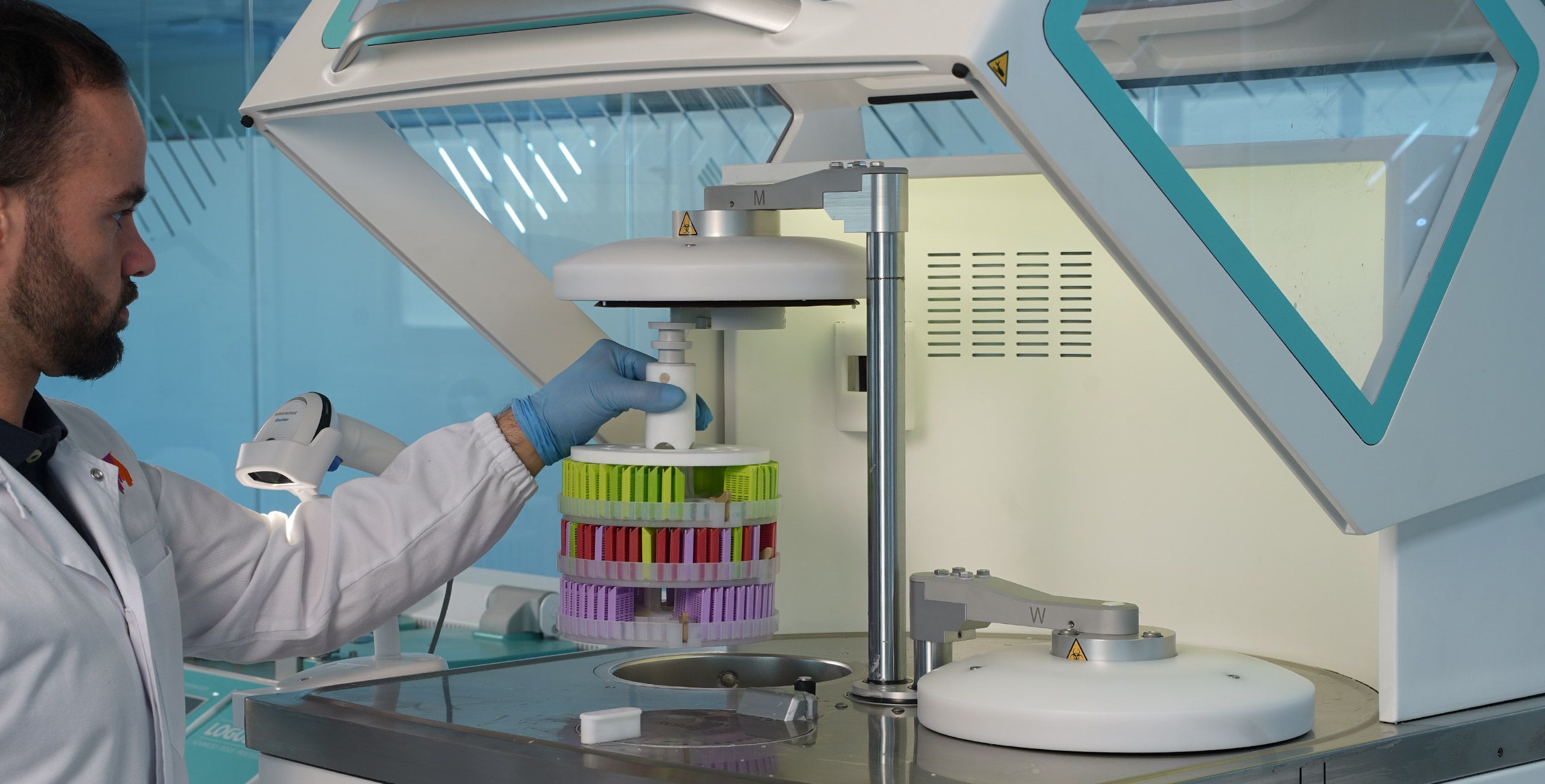 MAGNUS High Throughput Tissue Processor