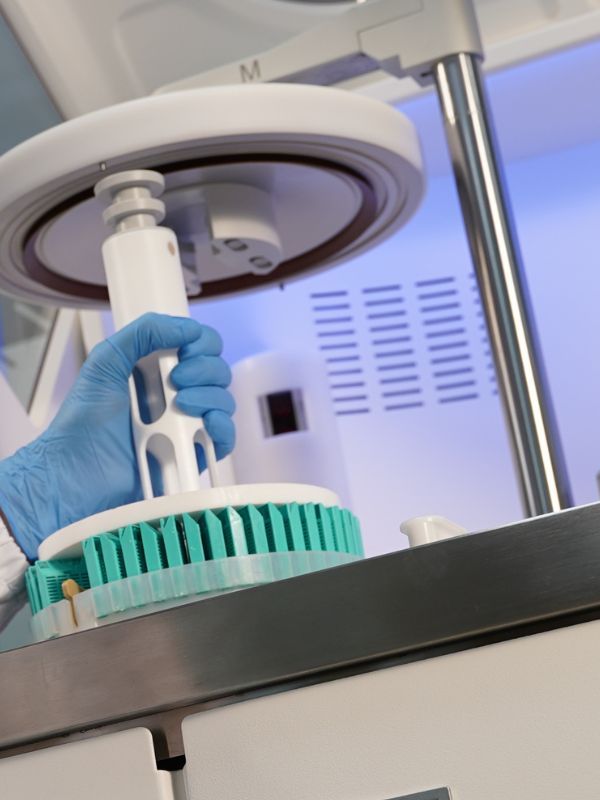 When Decalcification Meets Standardization and Automation